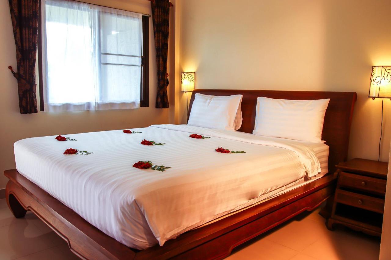 Namphung Phuket Boutique Resort Rawai Екстер'єр фото