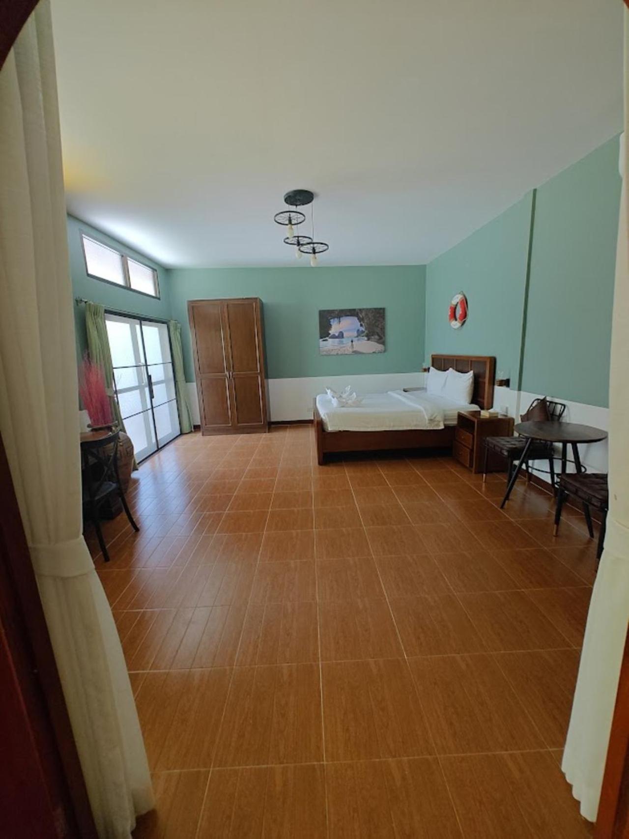 Namphung Phuket Boutique Resort Rawai Екстер'єр фото
