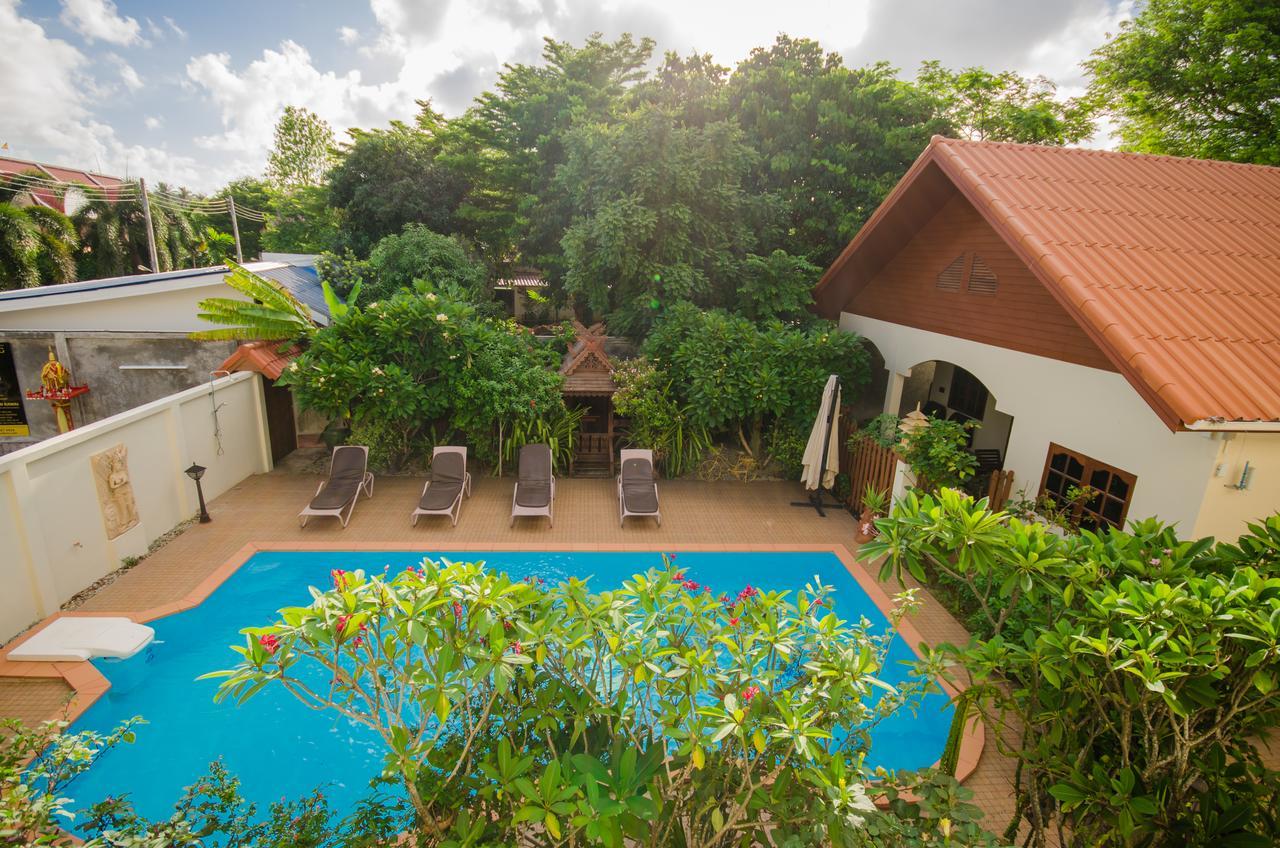 Namphung Phuket Boutique Resort Rawai Екстер'єр фото