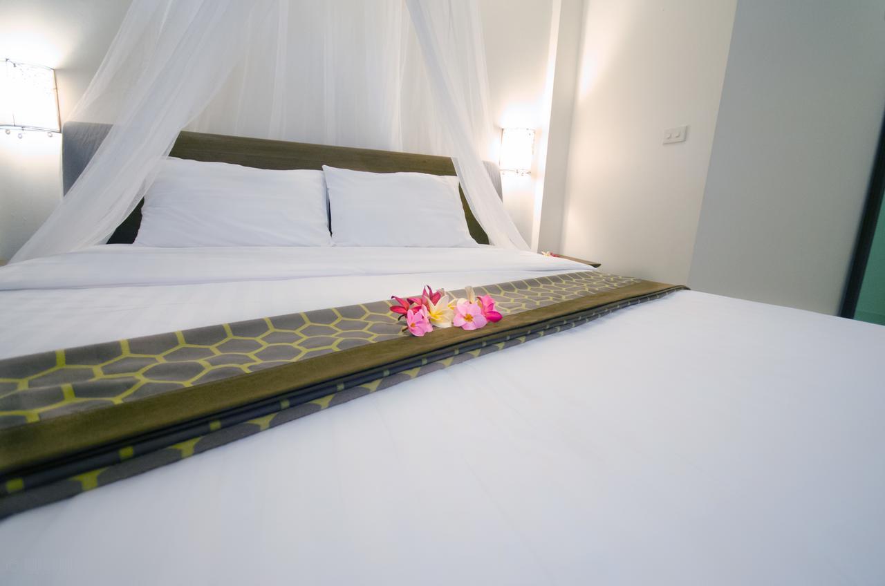 Namphung Phuket Boutique Resort Rawai Екстер'єр фото