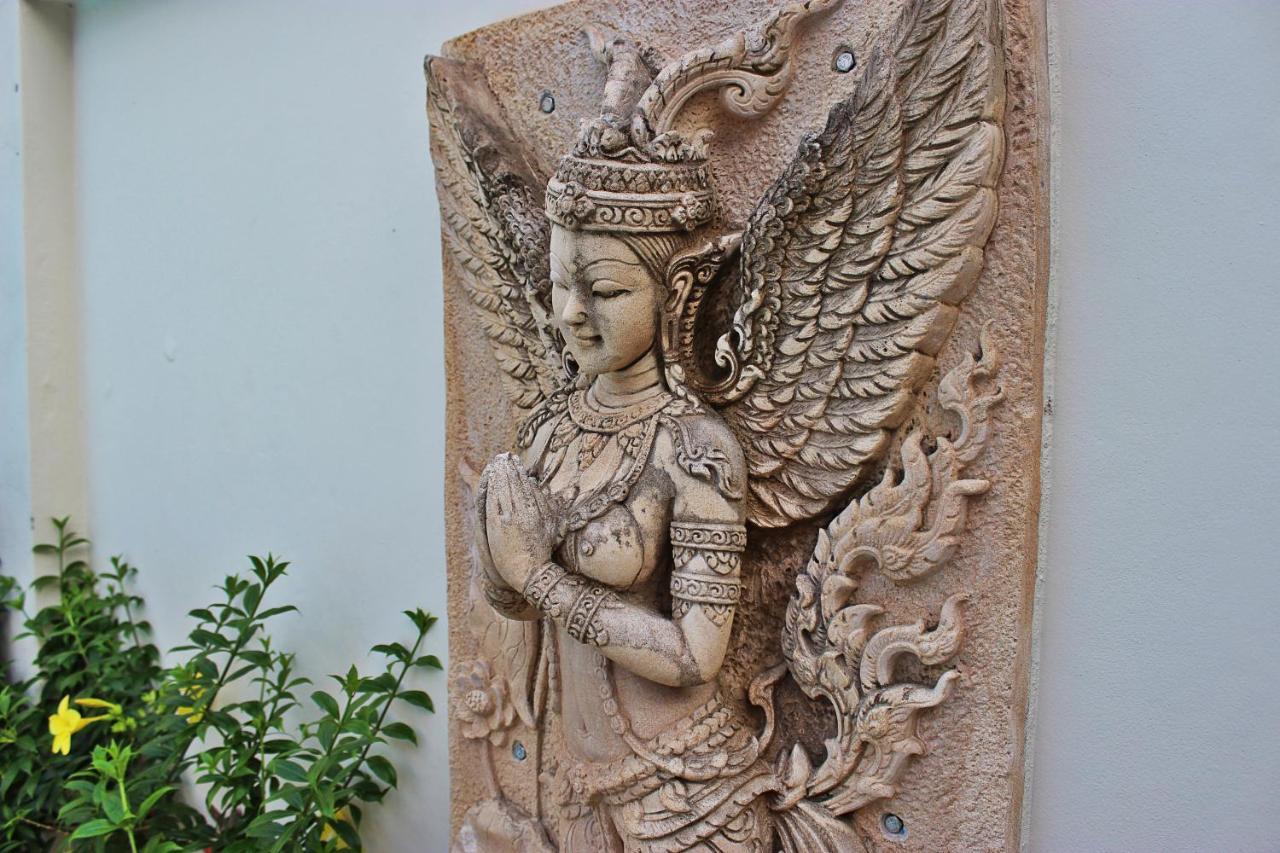 Namphung Phuket Boutique Resort Rawai Екстер'єр фото